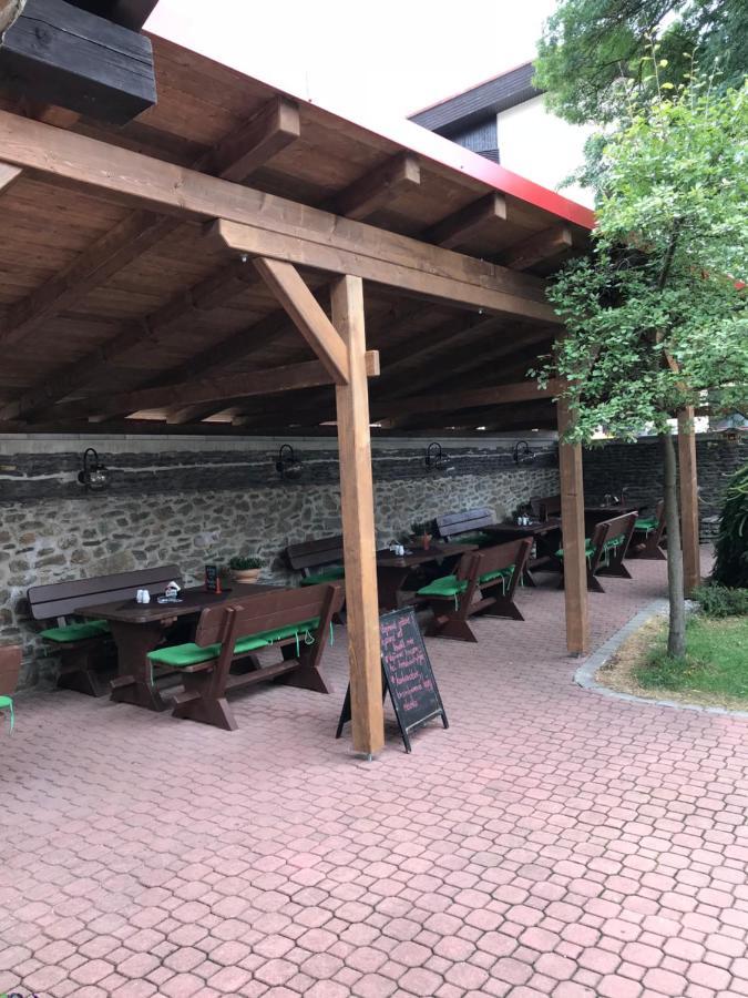 Penzion U Jelena Zelezna Ruda Exterior photo